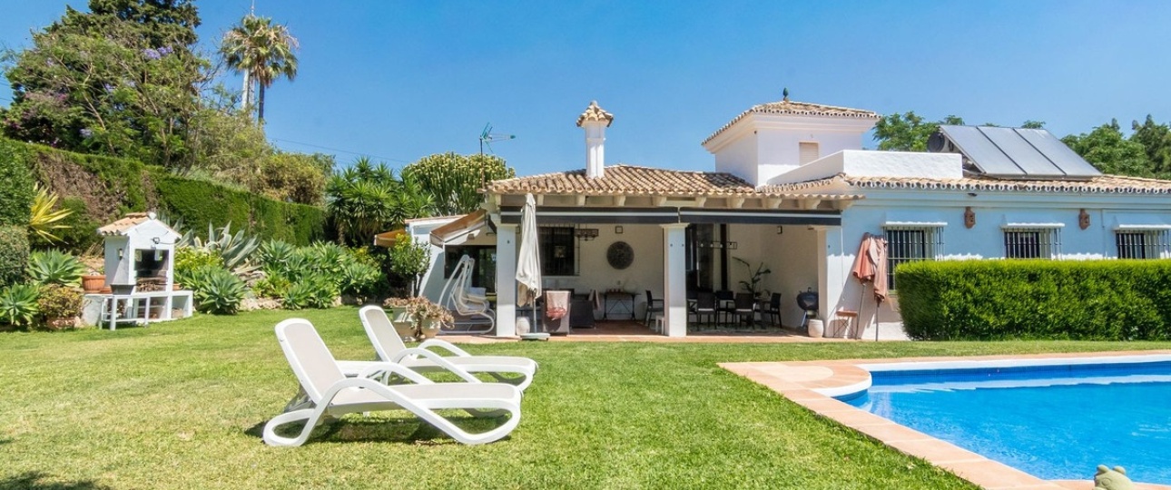 Resale - Villa - Estepona - Estepona Centro