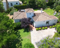 Resale - Villa - Estepona - Estepona Centro