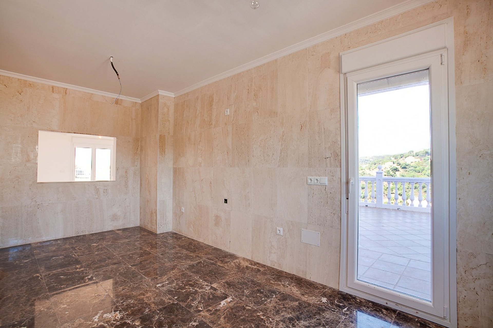 Resale - Villa - Estepona - Estepona Centro