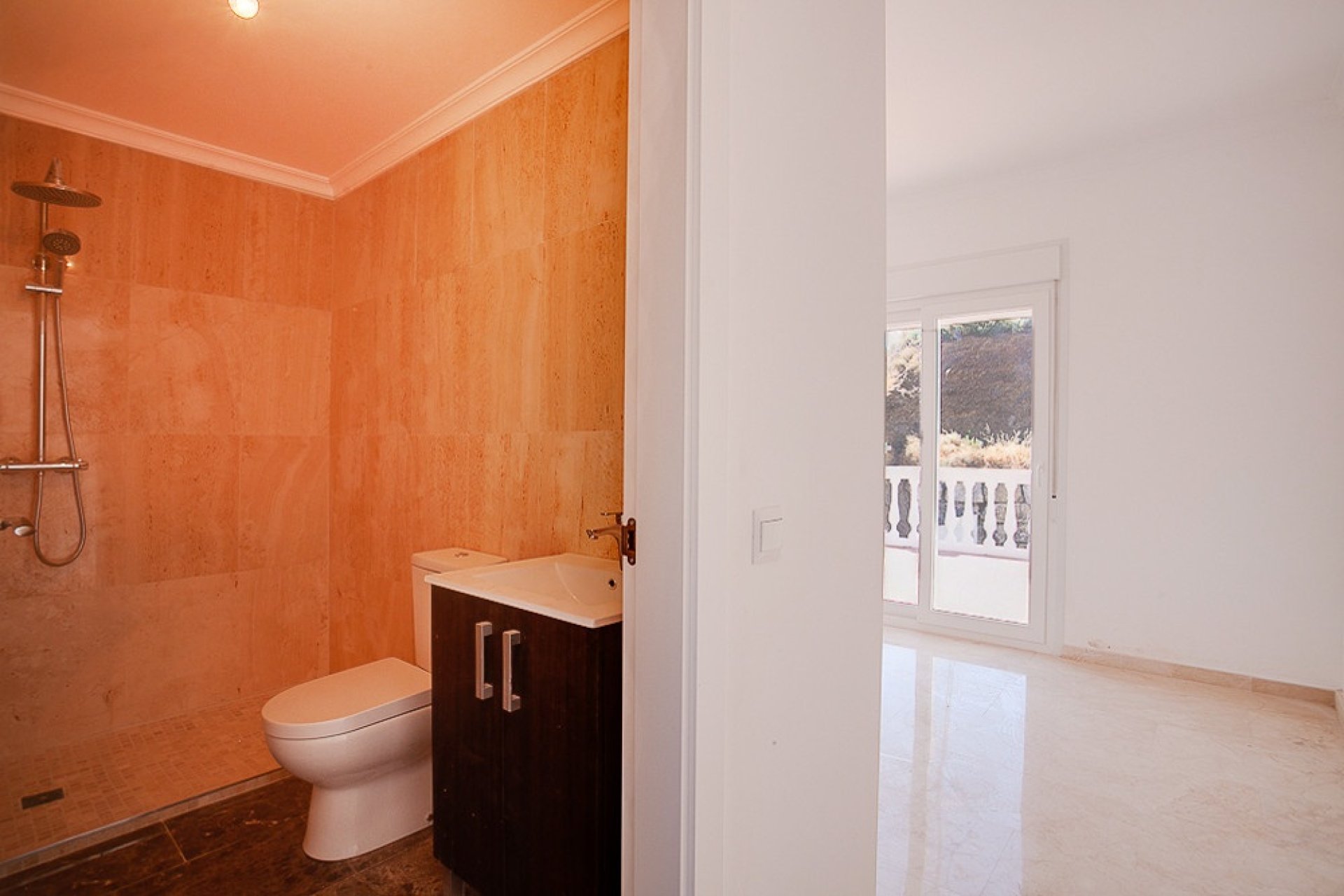 Resale - Villa - Estepona - Estepona Centro