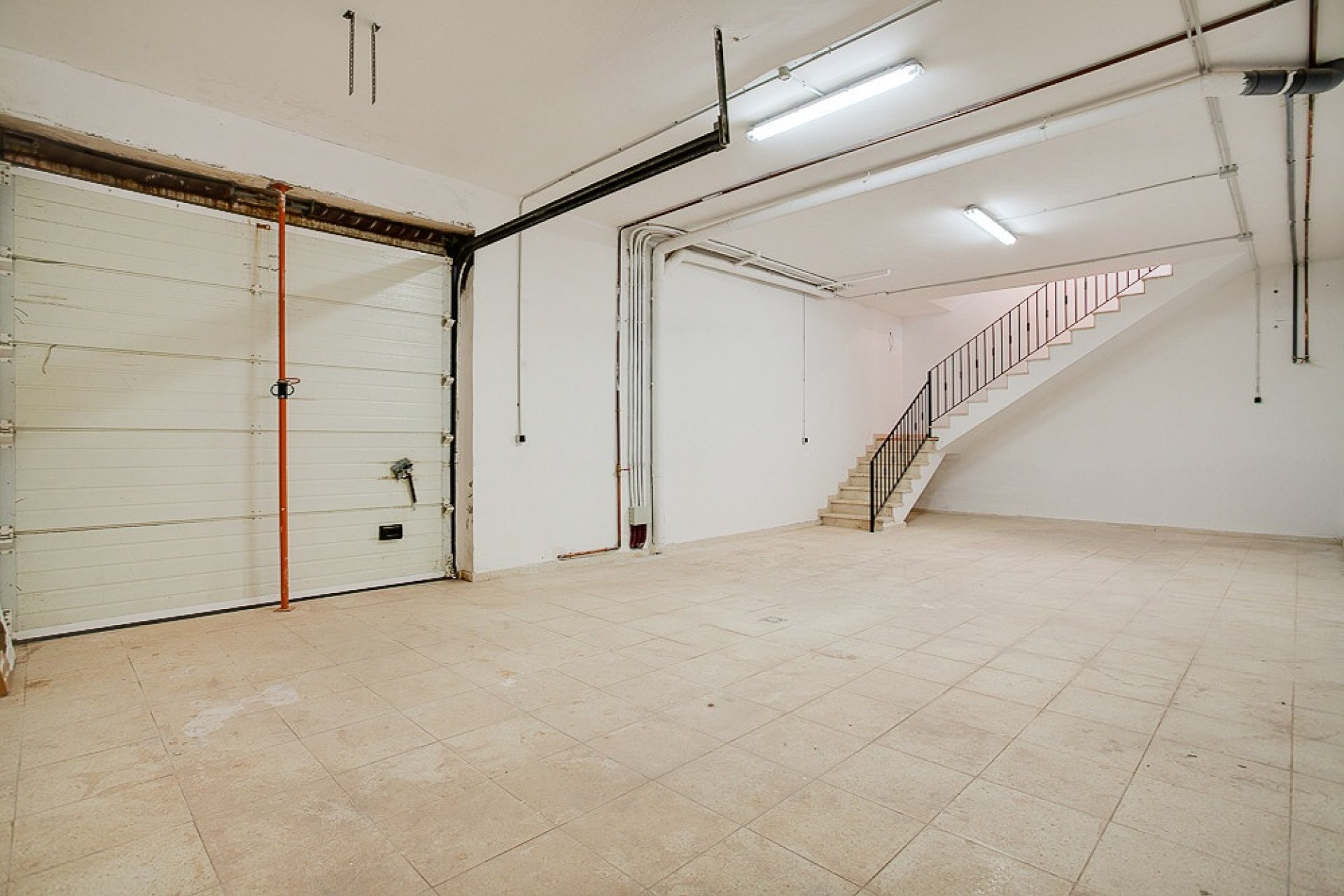 Resale - Villa - Estepona - Estepona Centro