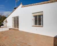 Resale - Villa - Estepona - Estepona Centro