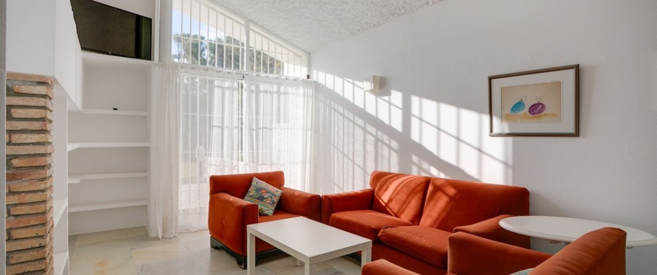 Resale - Villa - Estepona - Estepona Centro