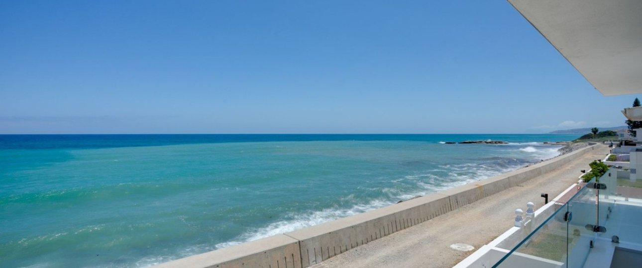 Resale - Villa - Estepona - Estepona Centro