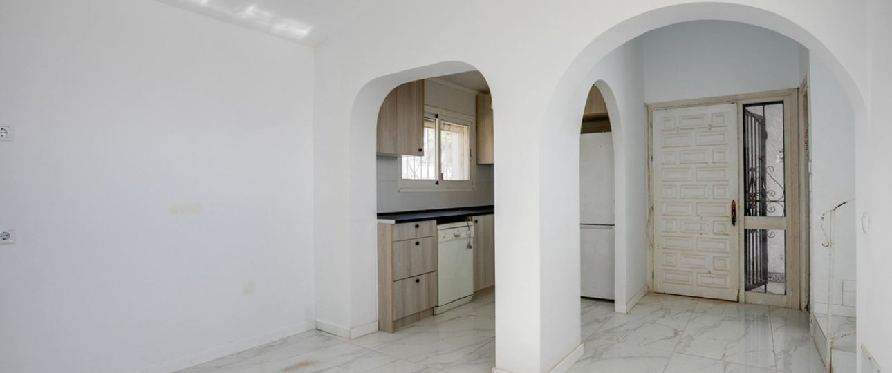 Resale - Villa - Estepona - Estepona Centro