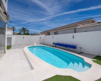 Resale - Villa - Estepona - Estepona Centro