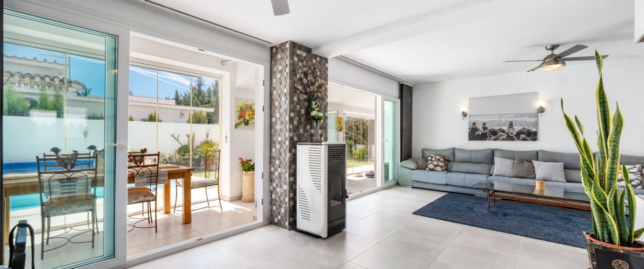 Resale - Villa - Estepona - Estepona Centro