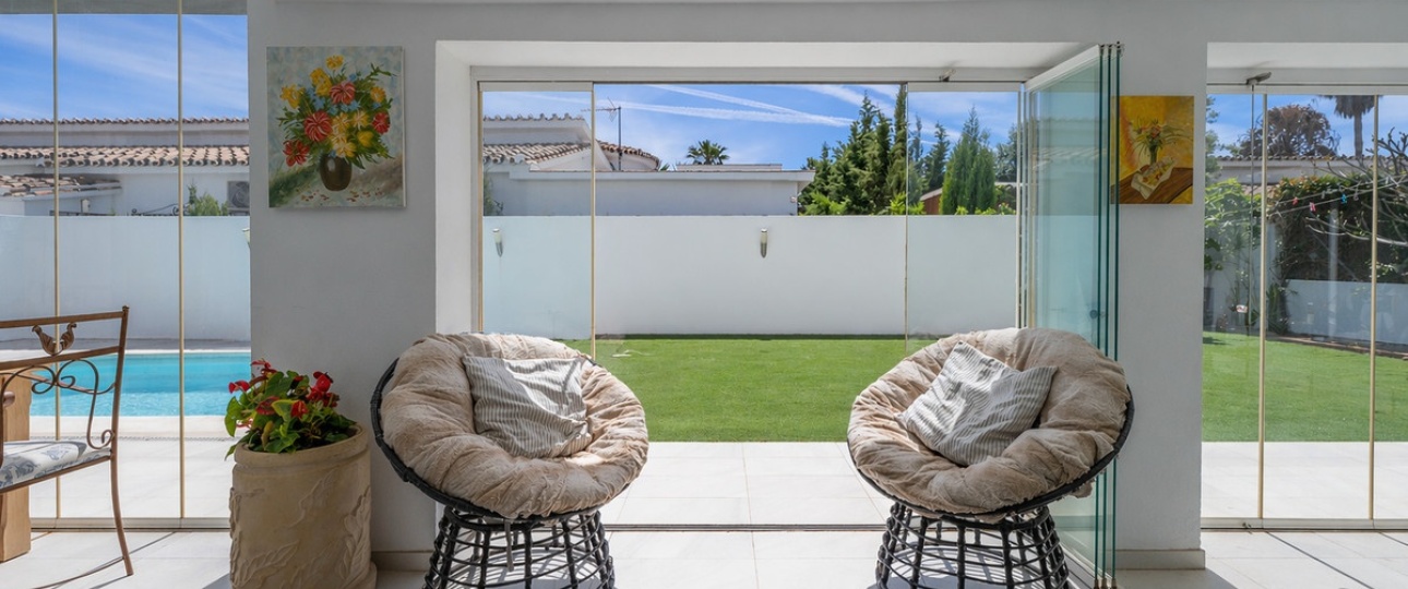 Resale - Villa - Estepona - Estepona Centro