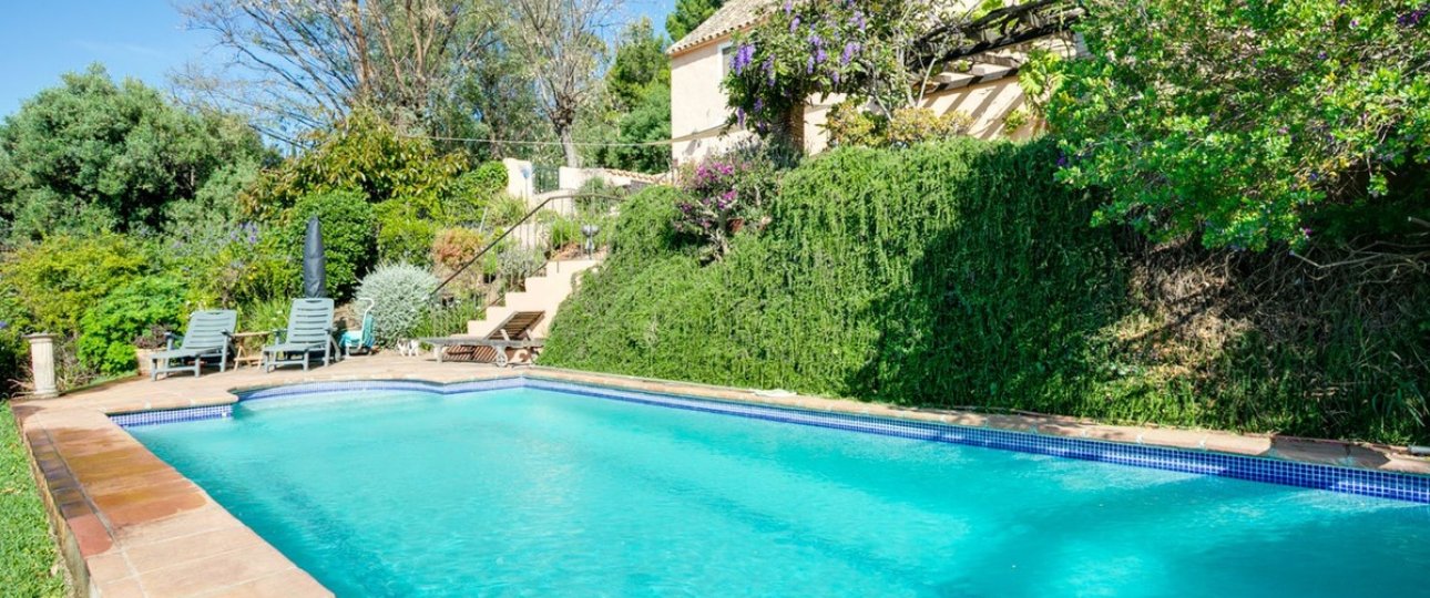 Resale - Villa - Estepona - Estepona Centro