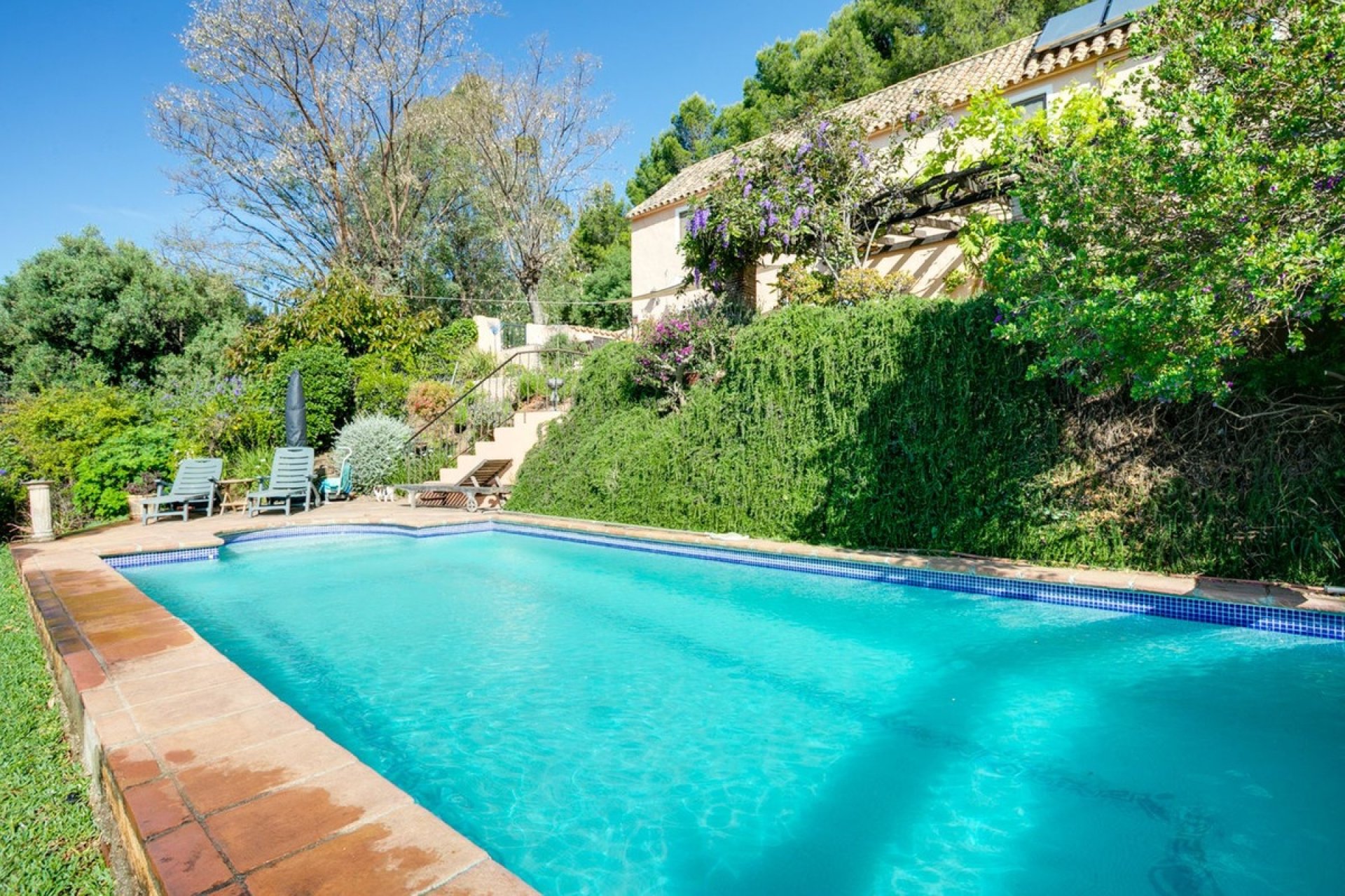 Resale - Villa - Estepona - Estepona Centro