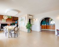 Resale - Villa - Estepona - Estepona Centro