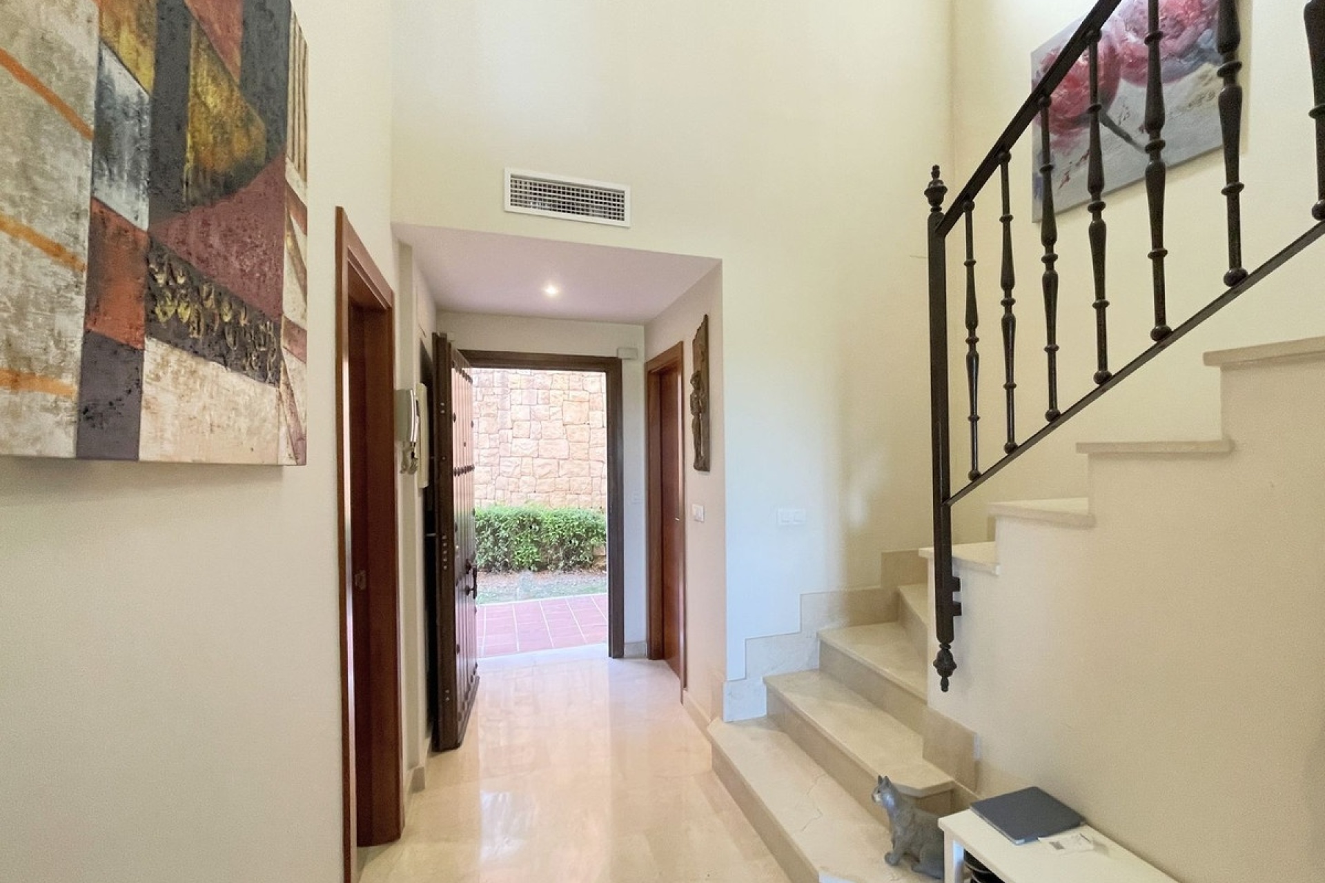 Resale - Villa - Estepona - Estepona Centro