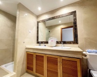 Resale - Villa - Estepona - Estepona Centro