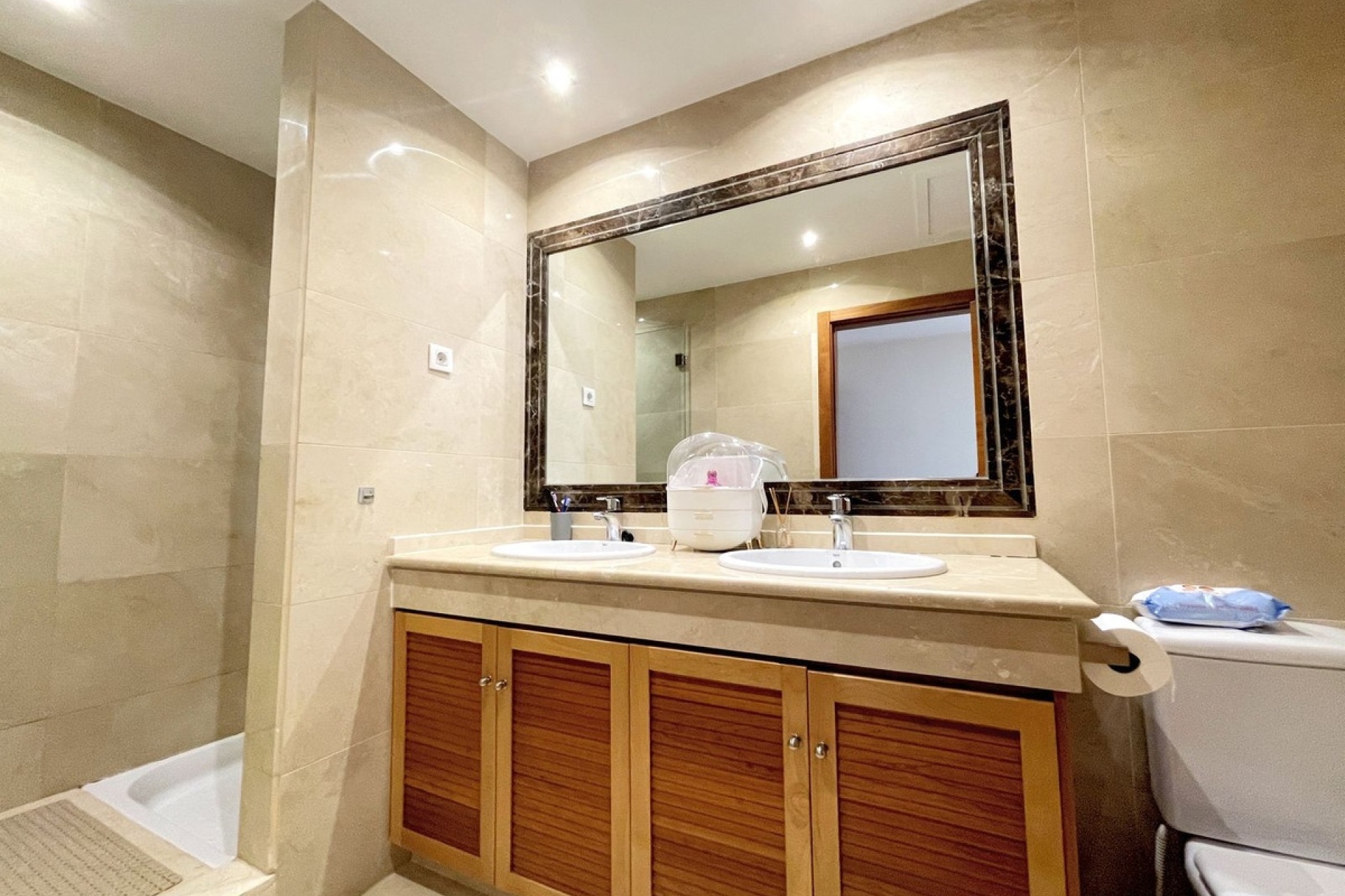 Resale - Villa - Estepona - Estepona Centro