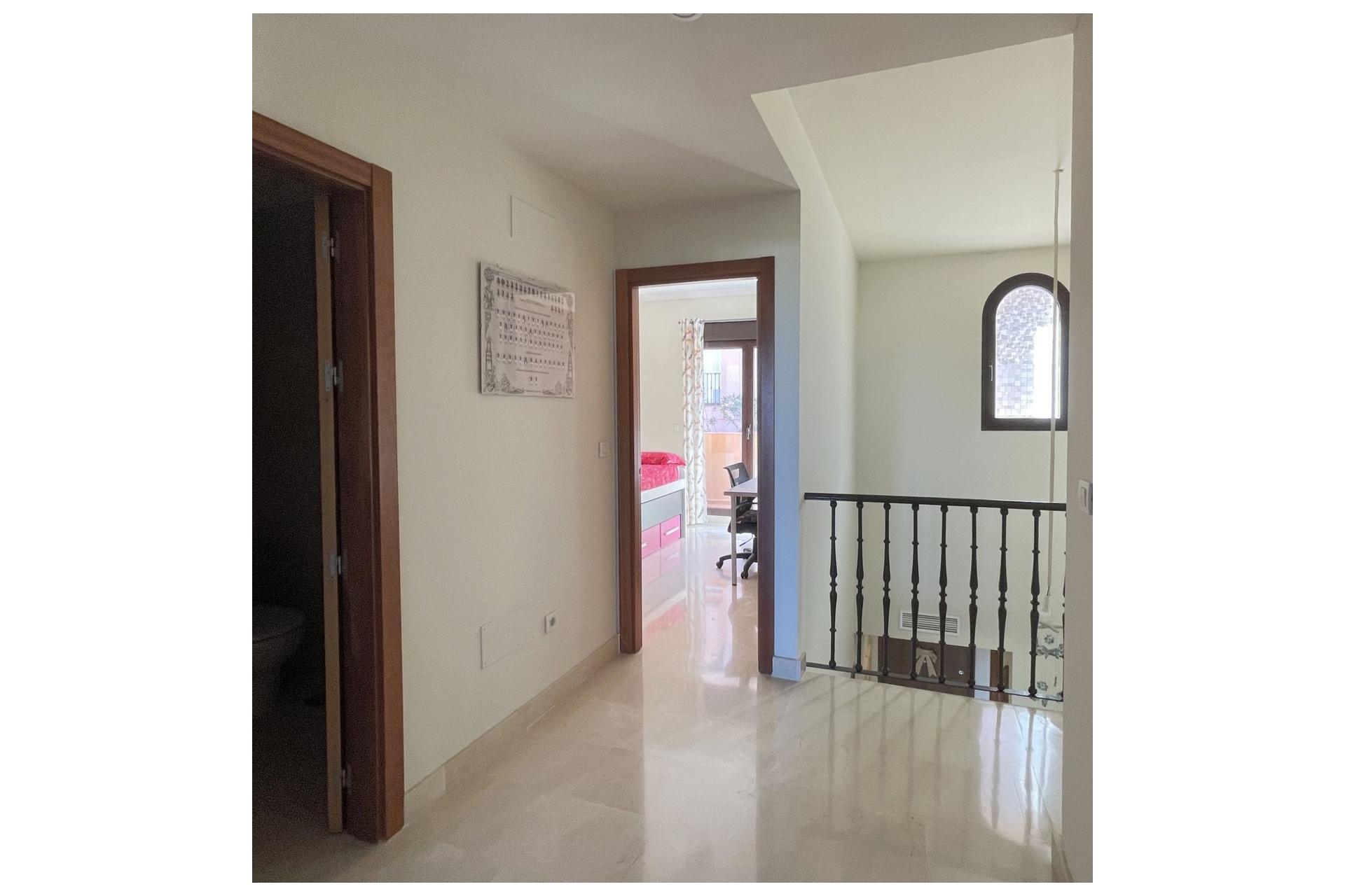 Resale - Villa - Estepona - Estepona Centro