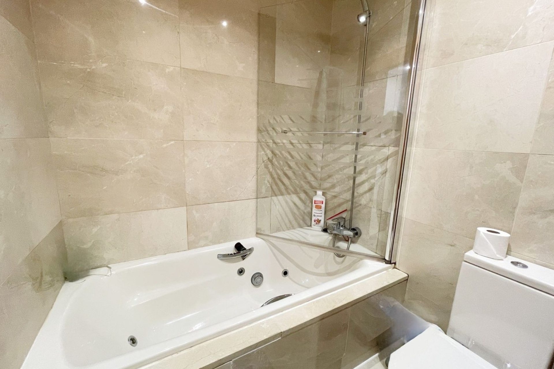 Resale - Villa - Estepona - Estepona Centro