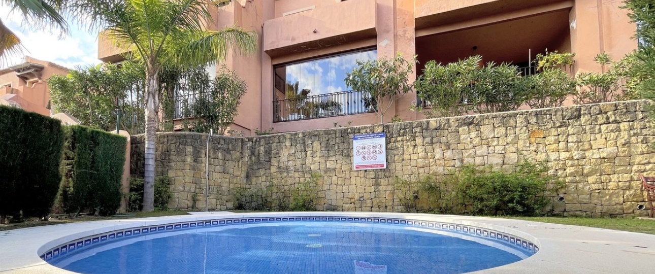 Resale - Villa - Estepona - Estepona Centro