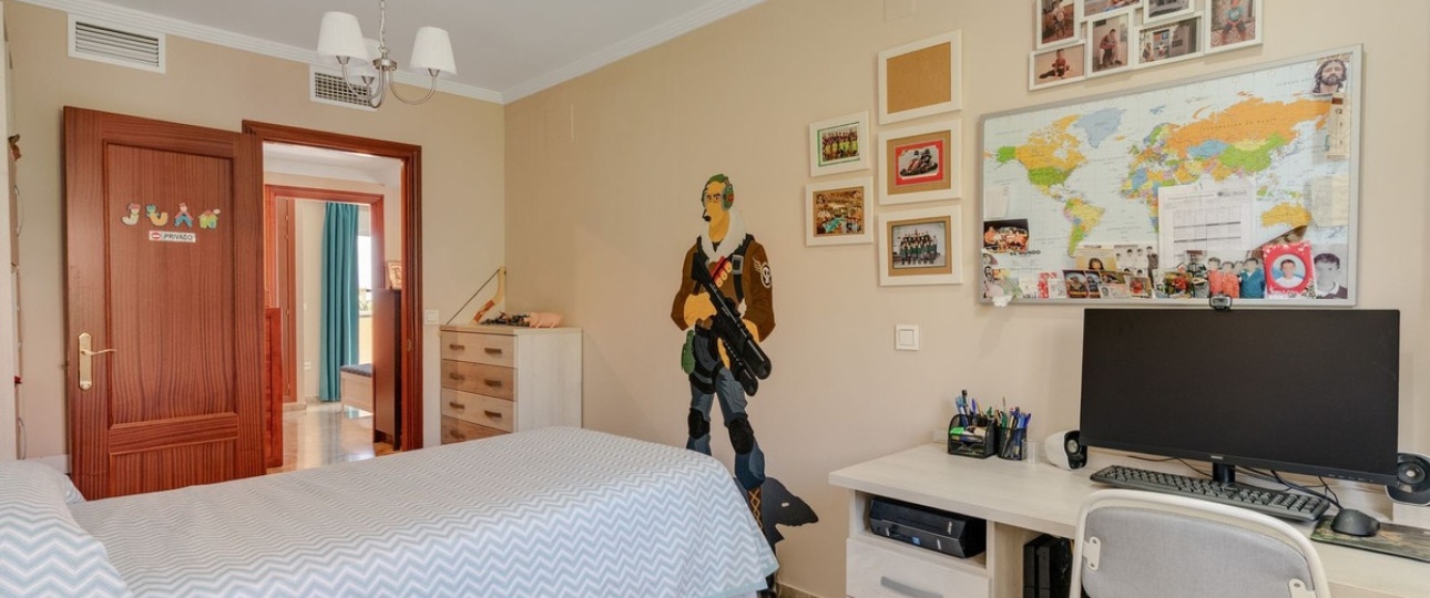 Resale - Villa - Estepona - Estepona Centro