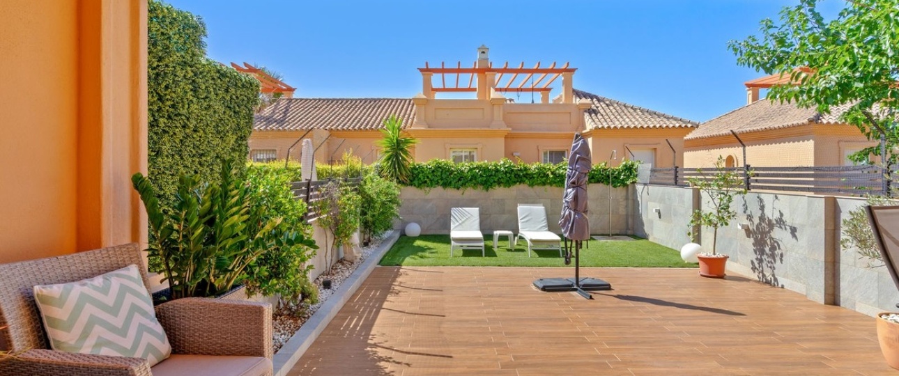 Resale - Villa - Estepona - Estepona Centro