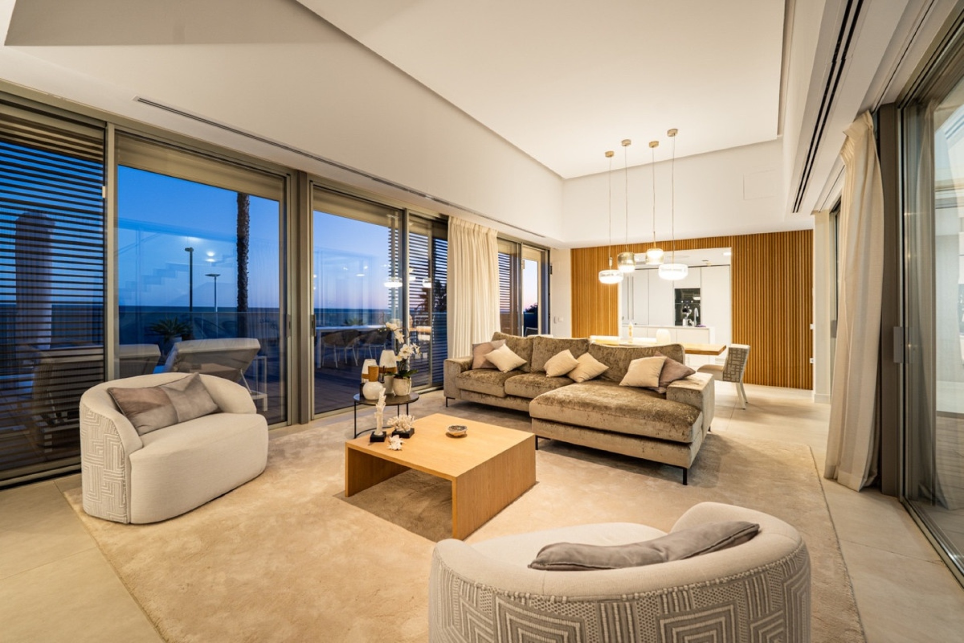 Resale - Villa - Estepona - Estepona Centro