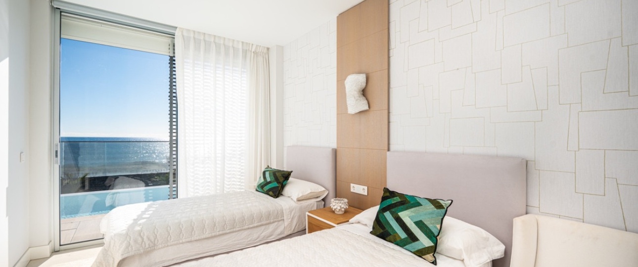 Resale - Villa - Estepona - Estepona Centro