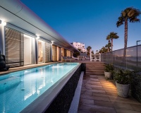 Resale - Villa - Estepona - Estepona Centro