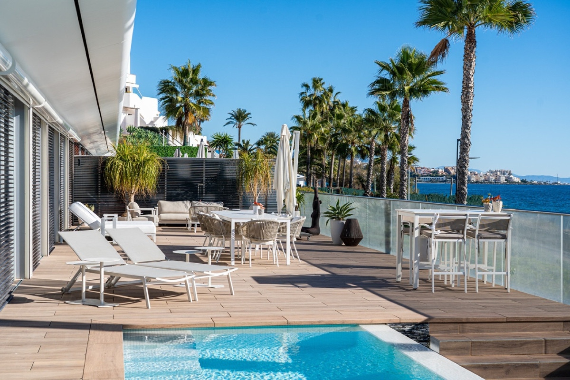 Resale - Villa - Estepona - Estepona Centro
