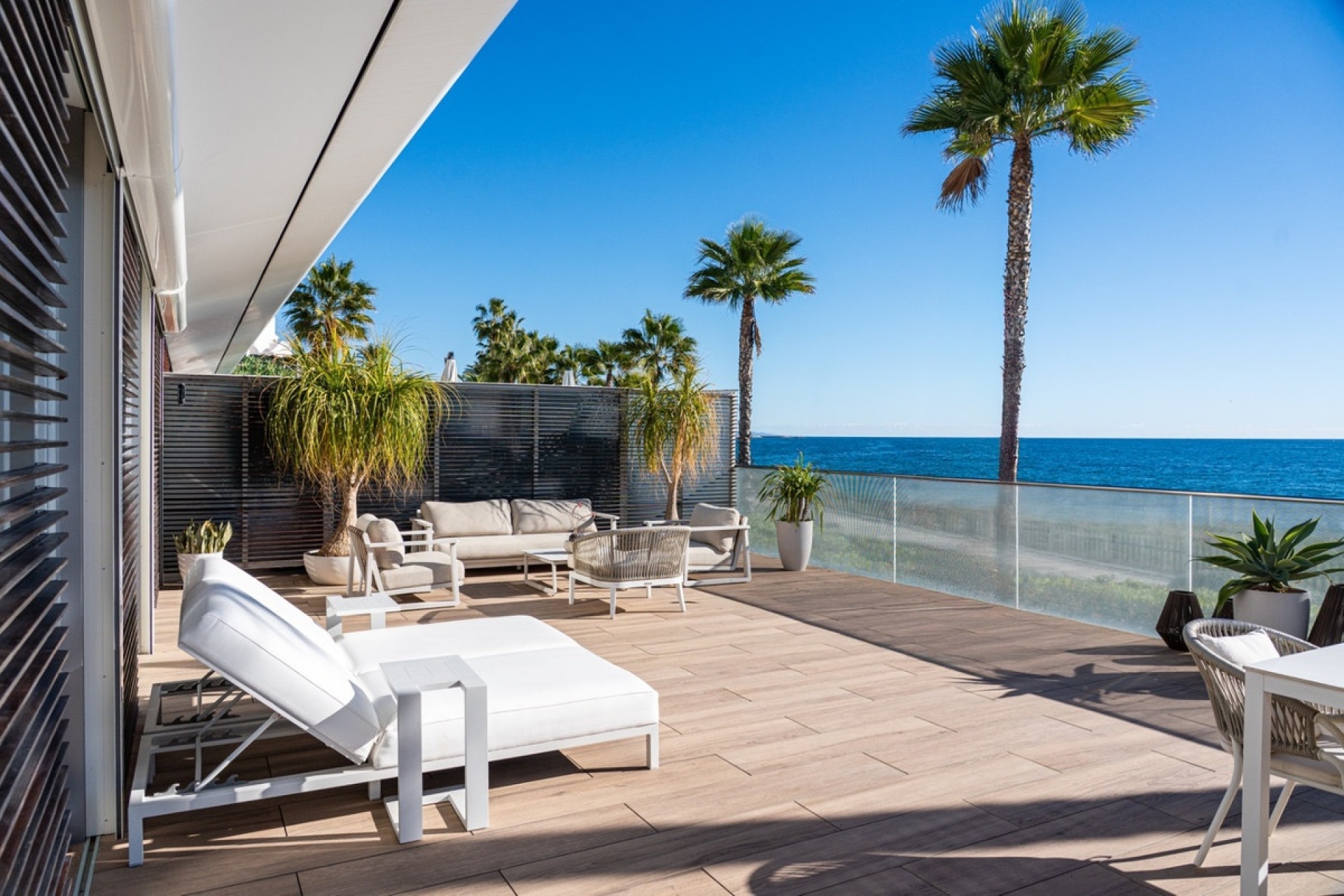 Resale - Villa - Estepona - Estepona Centro