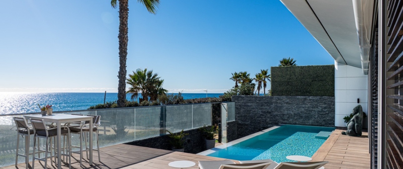 Resale - Villa - Estepona - Estepona Centro