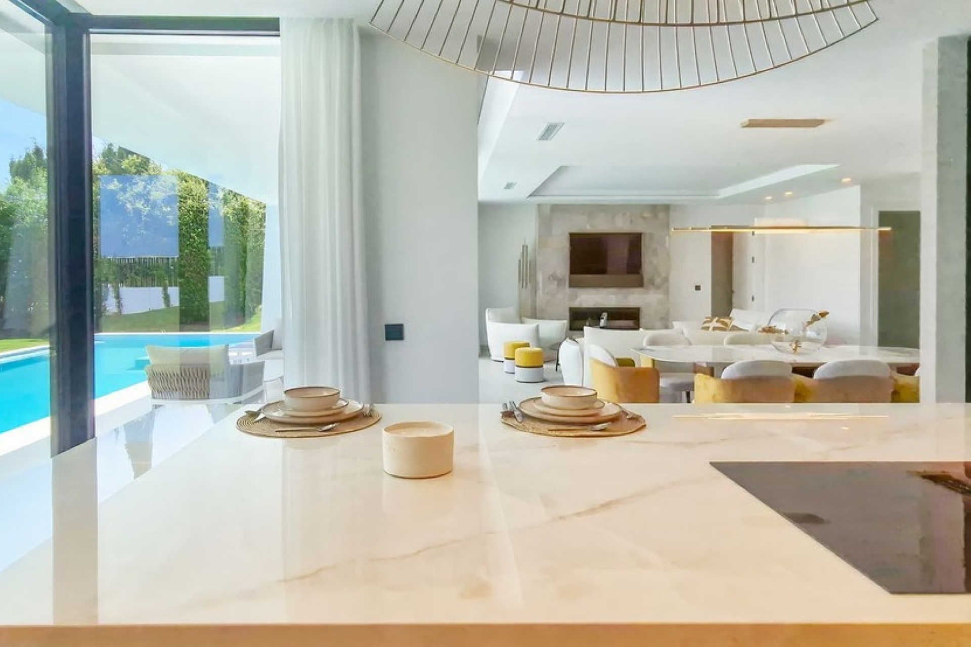 Resale - Villa - Estepona - Estepona Centro