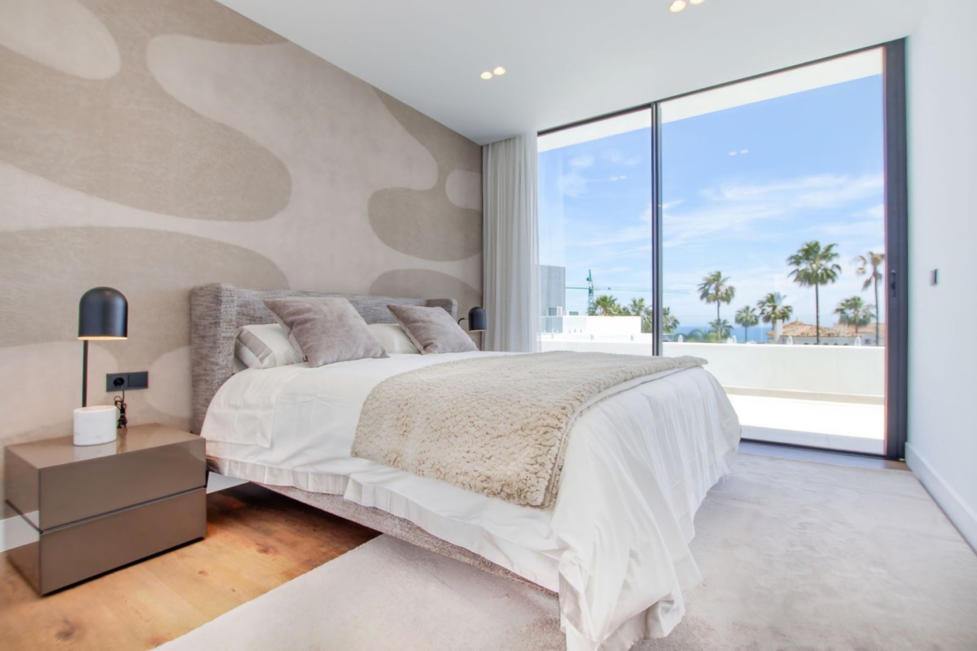 Resale - Villa - Estepona - Estepona Centro
