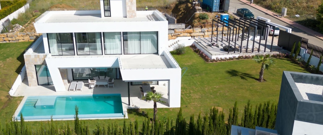 Resale - Villa - Estepona - Estepona Centro