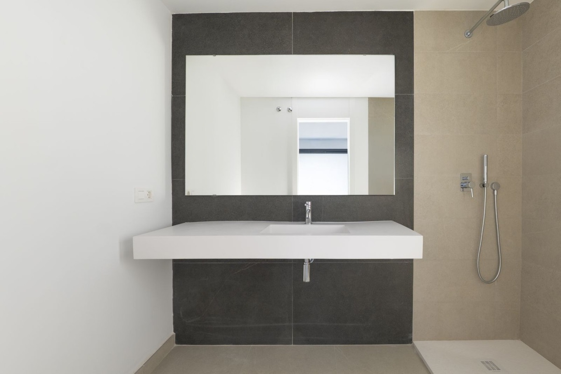 Resale - Villa - Estepona - Estepona Centro