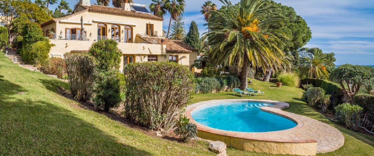 Resale - Villa - Estepona - Estepona Centro