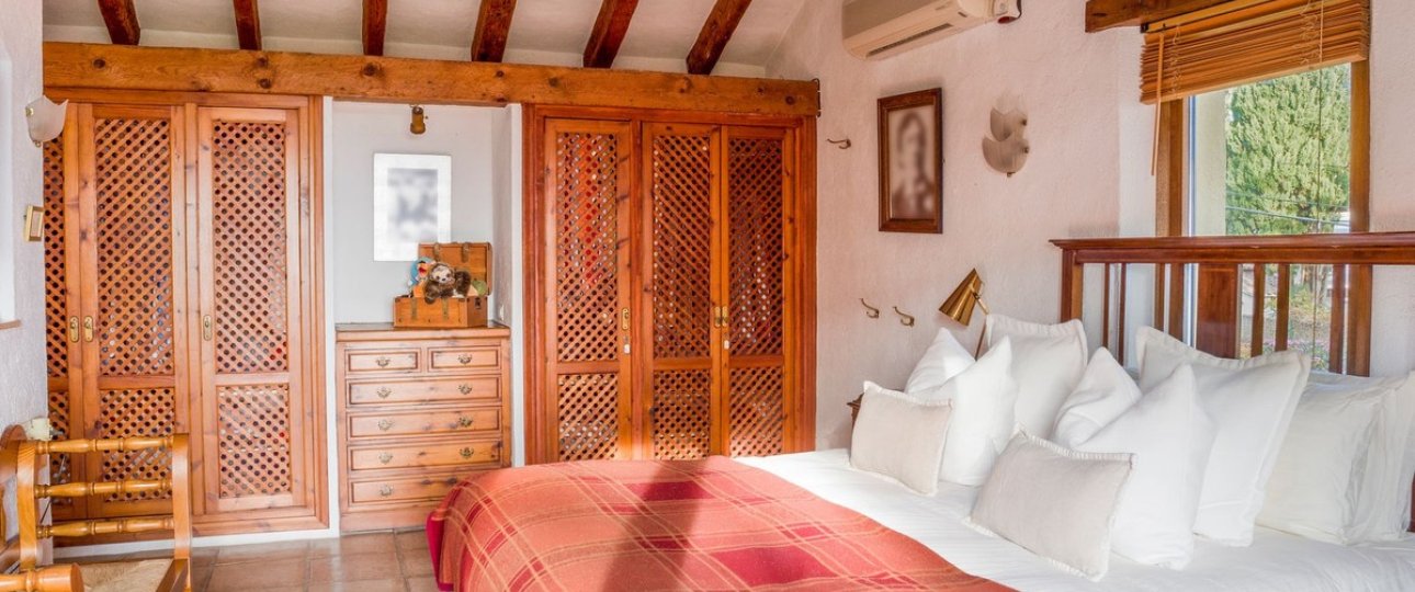 Resale - Villa - Estepona - Estepona Centro