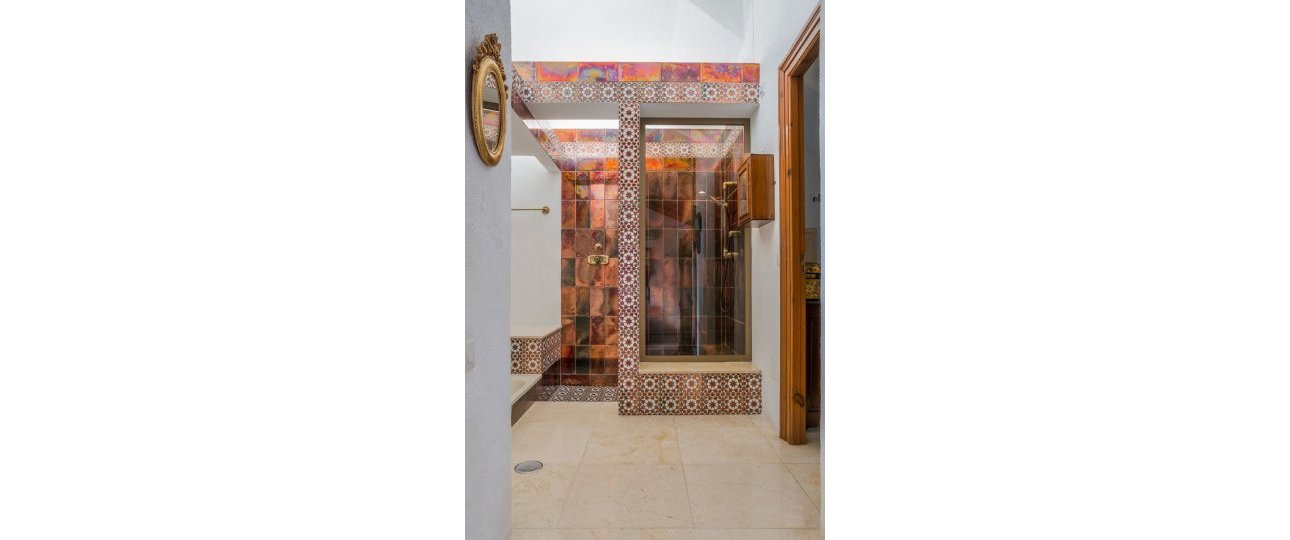 Resale - Villa - Estepona - Estepona Centro