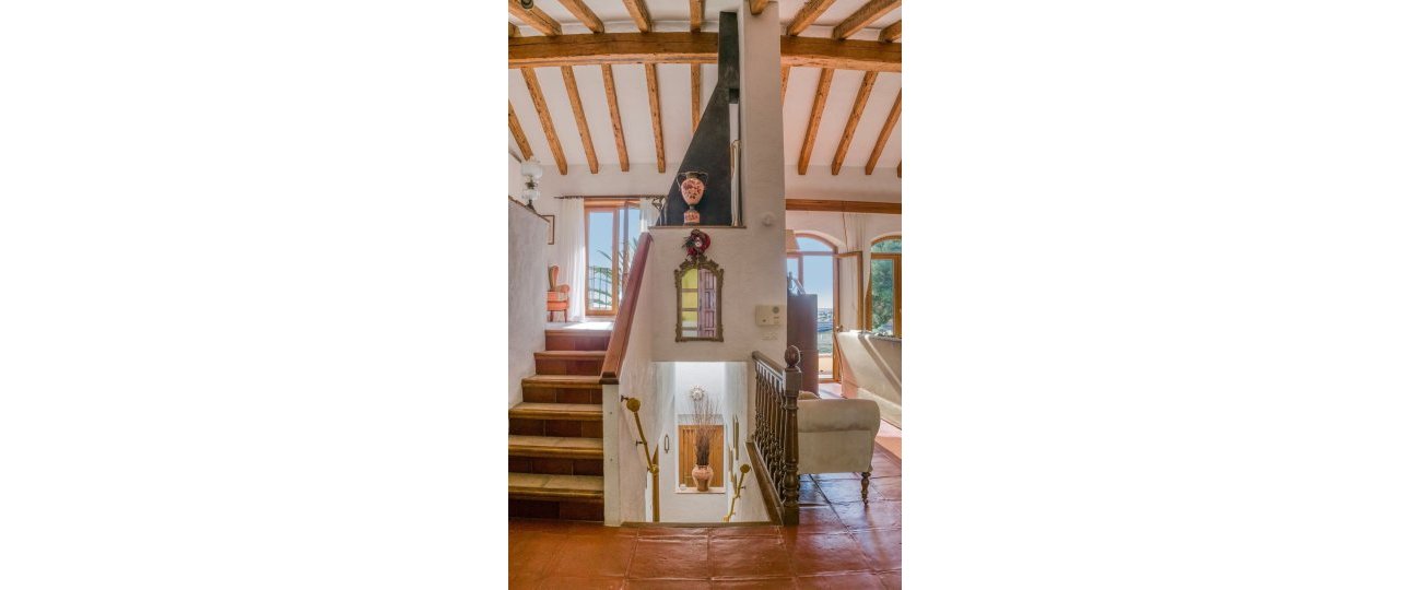 Resale - Villa - Estepona - Estepona Centro