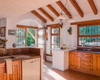 Resale - Villa - Estepona - Estepona Centro