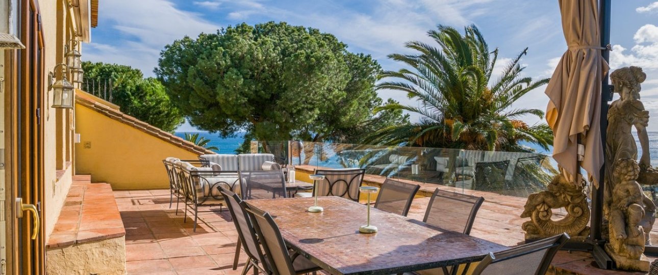 Resale - Villa - Estepona - Estepona Centro