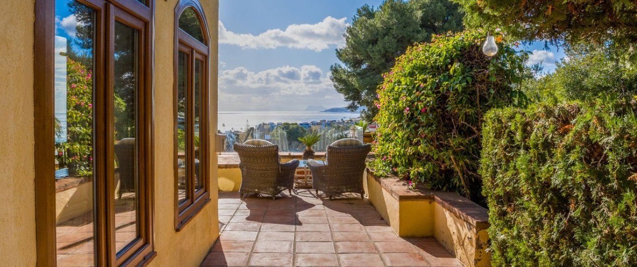 Resale - Villa - Estepona - Estepona Centro
