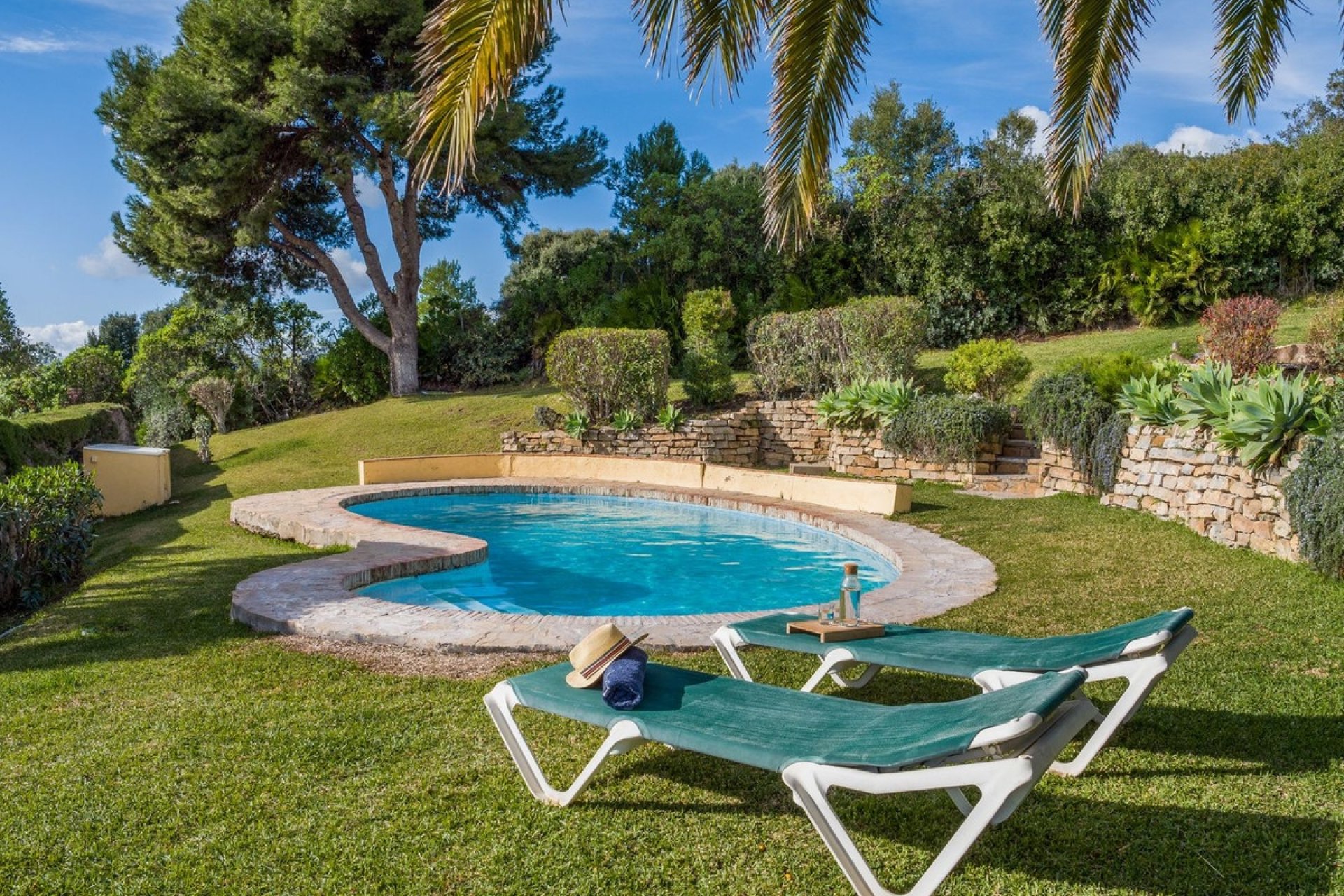 Resale - Villa - Estepona - Estepona Centro