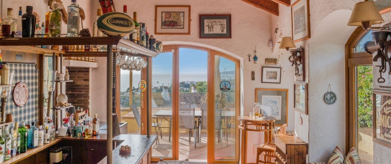 Resale - Villa - Estepona - Estepona Centro