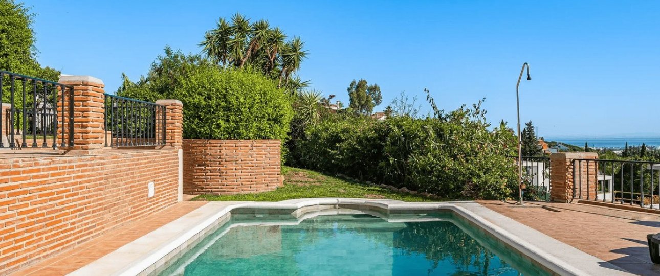 Resale - Villa - Estepona - Estepona Centro