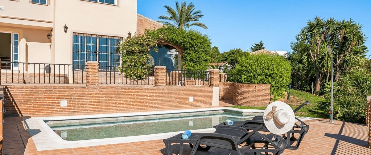 Resale - Villa - Estepona - Estepona Centro