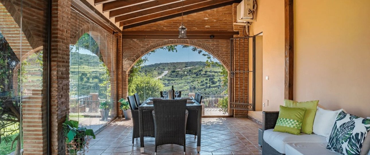 Resale - Villa - Estepona - Estepona Centro