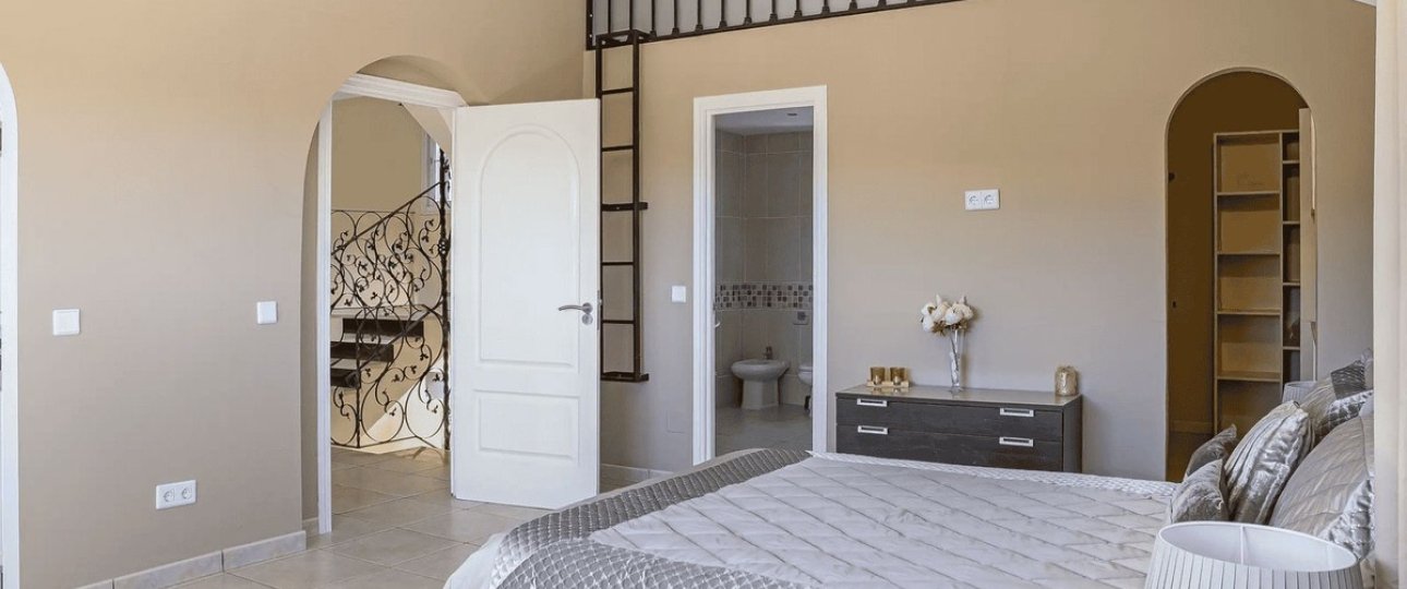 Resale - Villa - Estepona - Estepona Centro