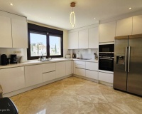 Resale - Villa - Estepona - Estepona Centro