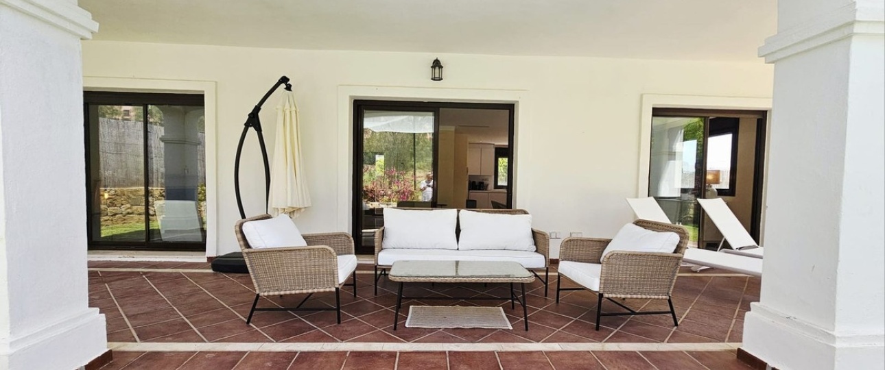 Resale - Villa - Estepona - Estepona Centro