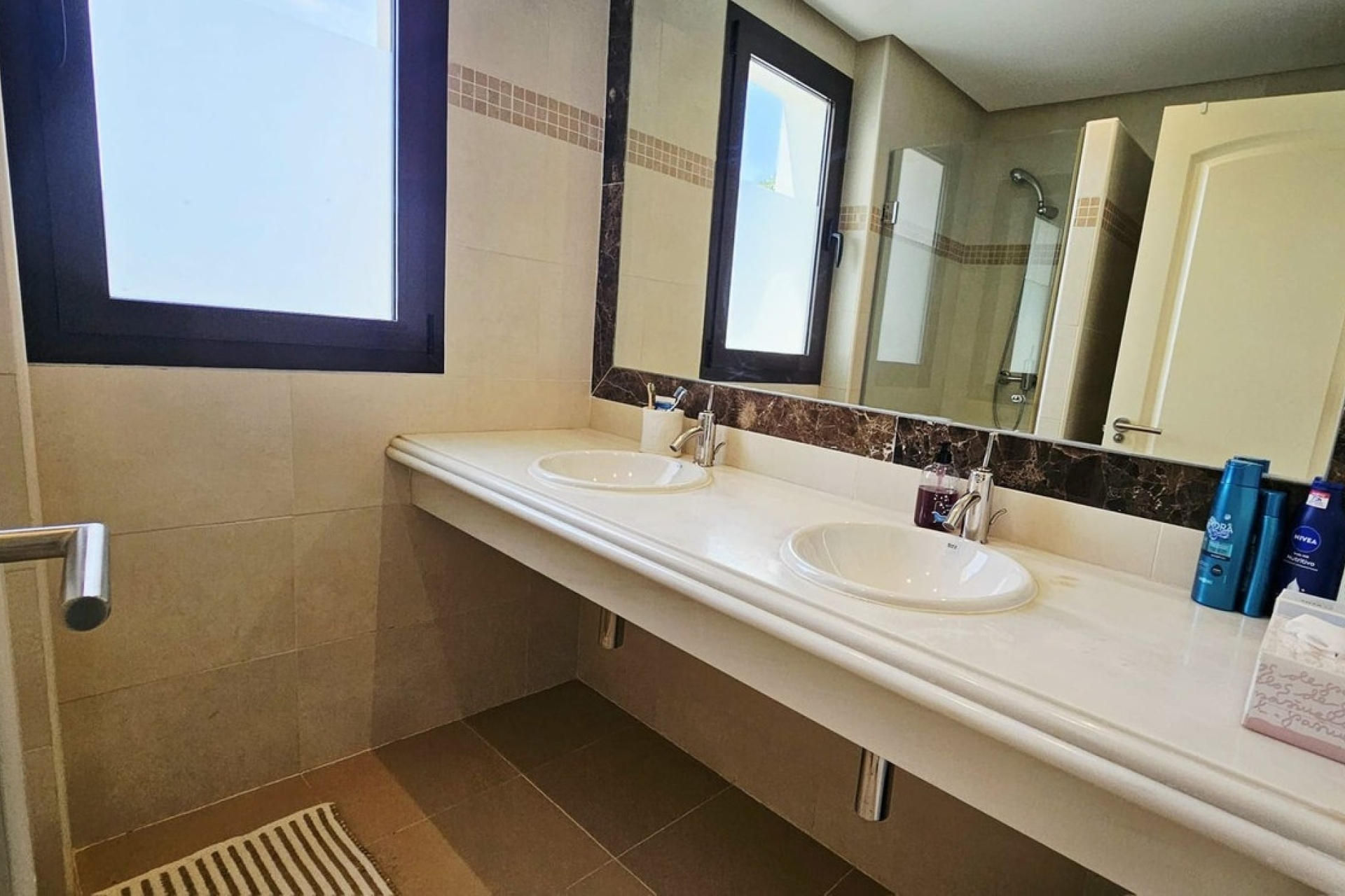 Resale - Villa - Estepona - Estepona Centro