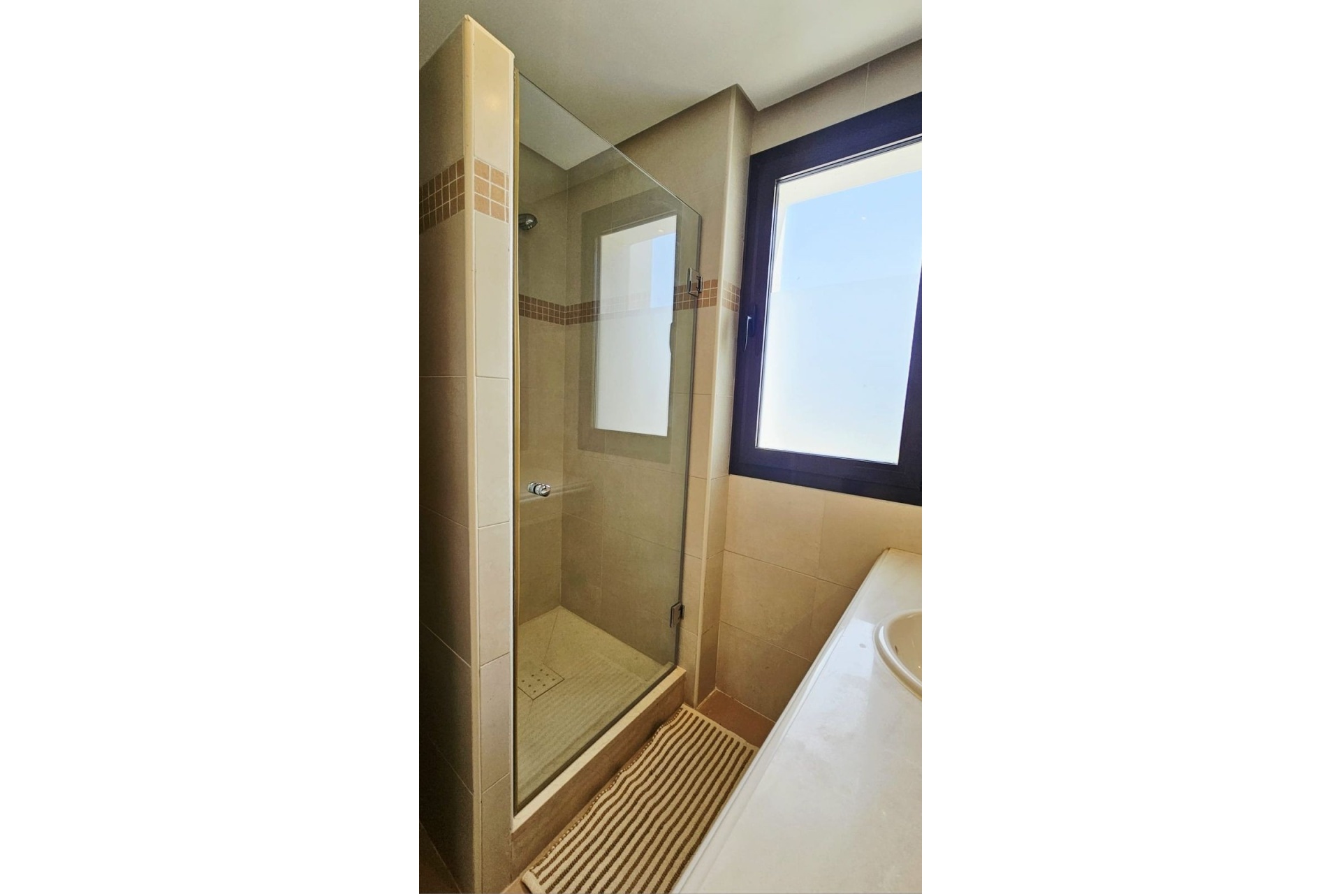 Resale - Villa - Estepona - Estepona Centro